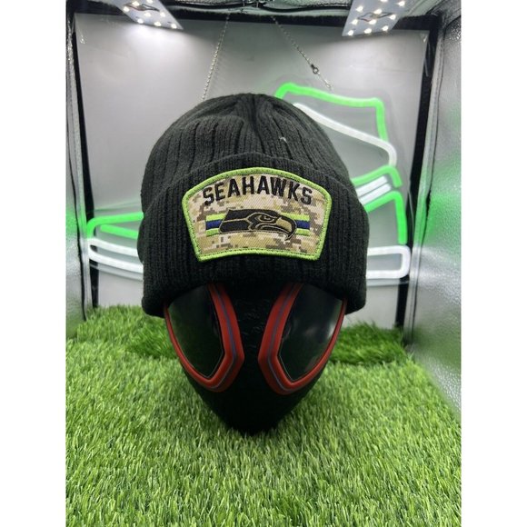 New Era Seattle Seahawks NFL 2021 On Field Salute To‎ Service Black Knit Beanie - Picture 1 of 6